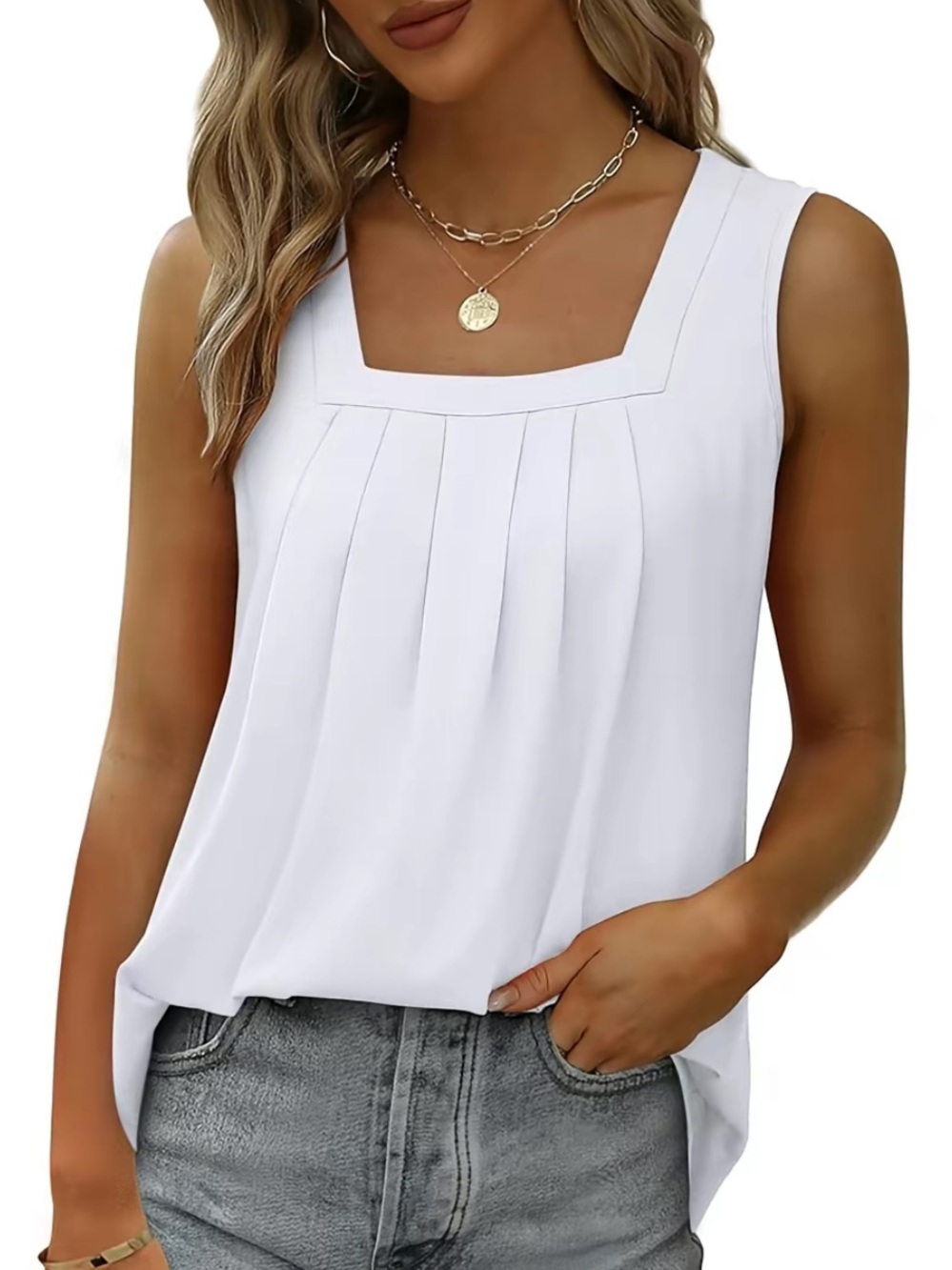NWT WHITE PLEATED Women’s White Square-Neck Tank Top SUMMER Size medium flowy